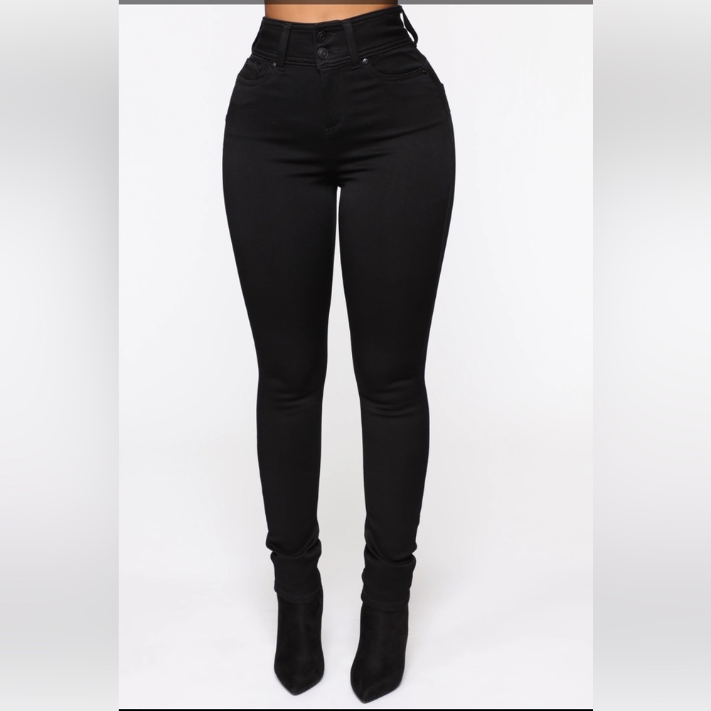 black “butt lifter” jeans